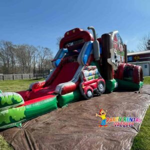 Large farm themed water combo rental in Columbus, Indiana with bounce house and water slide for kids events, outdoor celebrations, and summer fun.